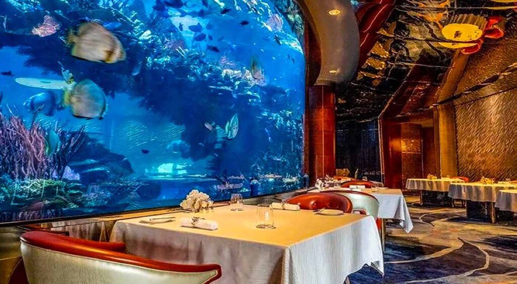 مطاعم دبي الفارهة